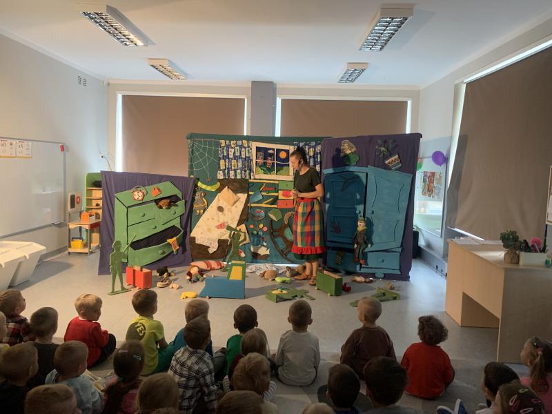 Teatr Obieżyświat ,, Maciej Bałaganiarz”