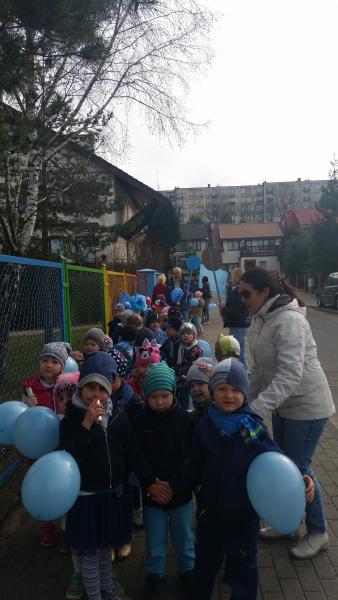 Światowy Dzień  Świadomości Autyzmu z Poradnikiem Autystycznym