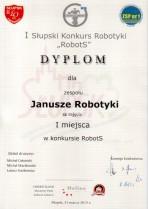 Roboty z liceum na dniu komputerowym