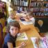 Smerfy w bibliotece
