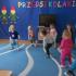 Zabawy sportowe z Drużyną Kangurka (galeria: 2)