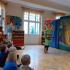 PRZDSTAWIENIE DLA WSZYSTKICH PRZEDSZKOLAK&Oacute;W "PIPI SKARPETA" (galeria: 12)