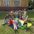 Letnie warsztaty plastyczne "Malowanie na trawie"; gr. II i IV; 27-06-2016 (galeria: 5)