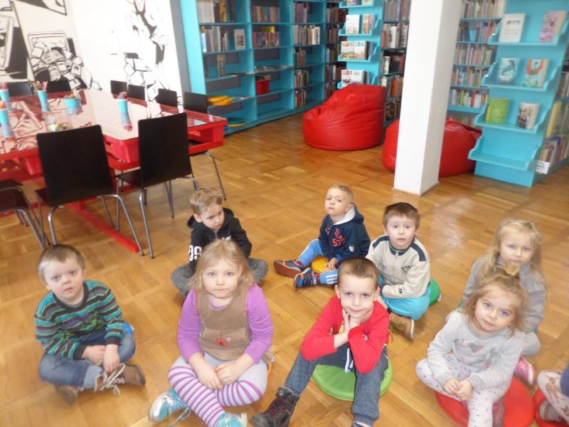 Grupa II w bibliotece