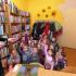 Wizyta w bibliotece. Zajęcia plastyczno-konstrukcyjne.