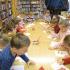 ,,Słoneczka''w bibliotece z okazji Dnia Misia (galeria: 6)
