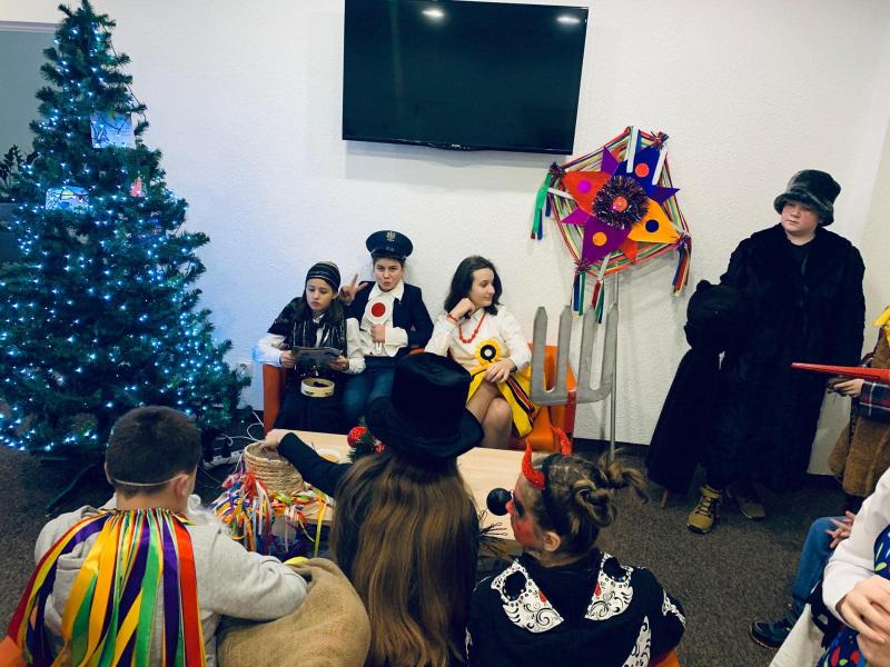 „GWIŻDŻE JIDĄ PRZEZ SŁËPSK!”