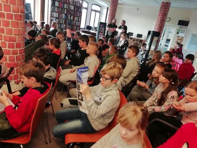 Wizyta w bibliotece.