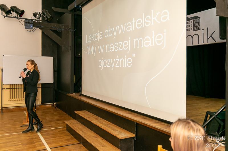 (Czy) młodzi zagłosują? Lekcja obywatelska w “Ekonomiku"