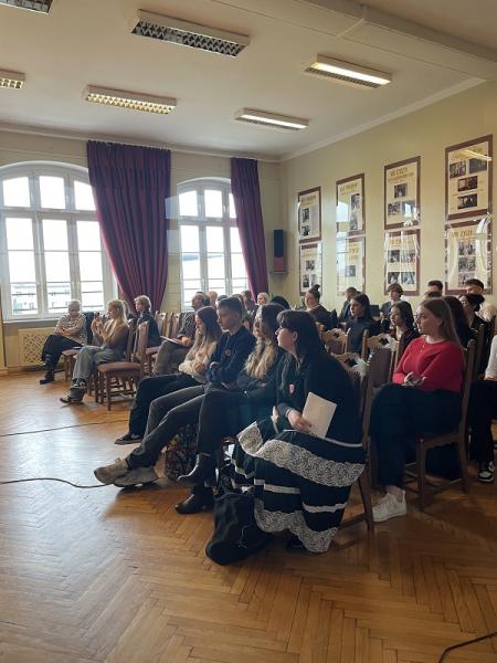 VIII Powiatowy Konkurs Recytatorski i Poezji Śpiewanej „Podróże z Herbertem” pod patronatem Starosty Słupskiego i Rektora Uniwersytetu Pomorskiego w Słupsku