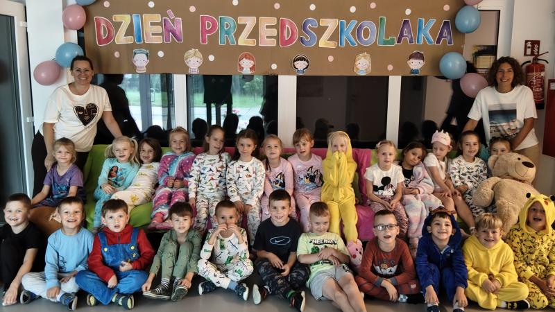 Dzień Przedszkolaka- zdjęcie grupowe
